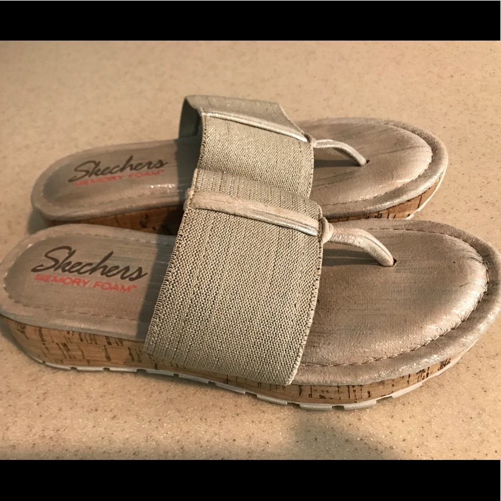 Skechers Memory Foam Flip Flops